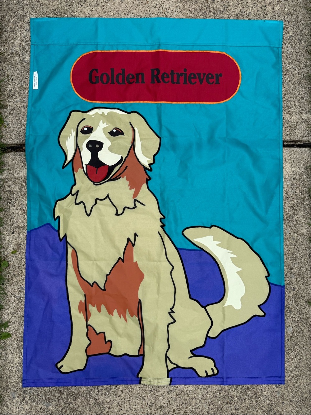Like New, Large Double Sided Golden Retriever Flag - Picture 2 of 4